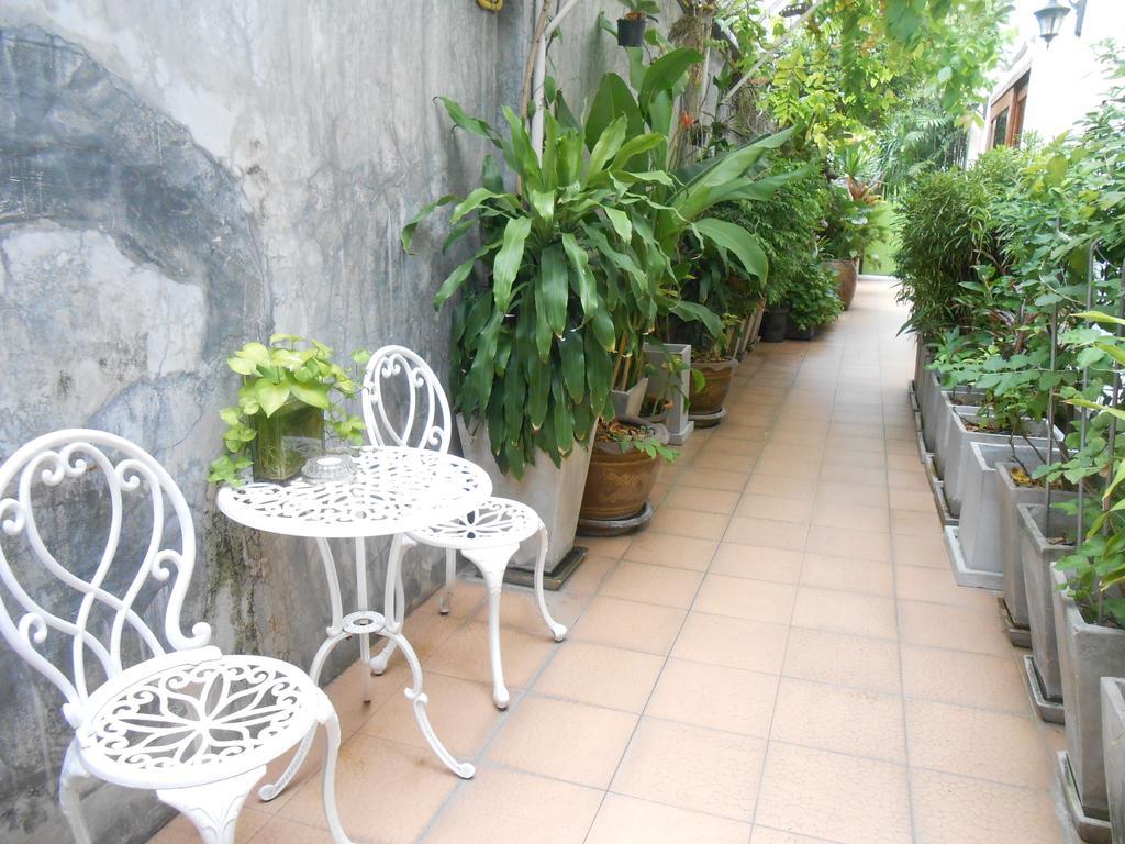 The Bang Khun Phrom Hotel Bangkok