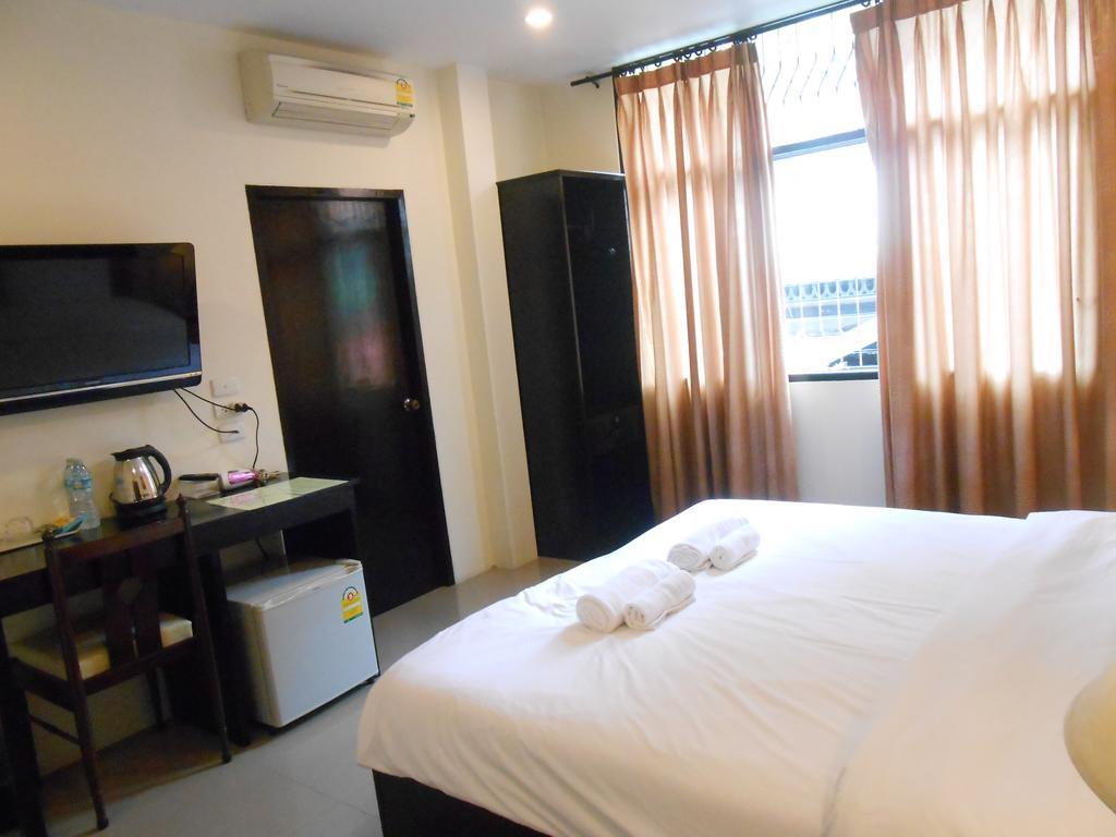 The Bang Khun Phrom