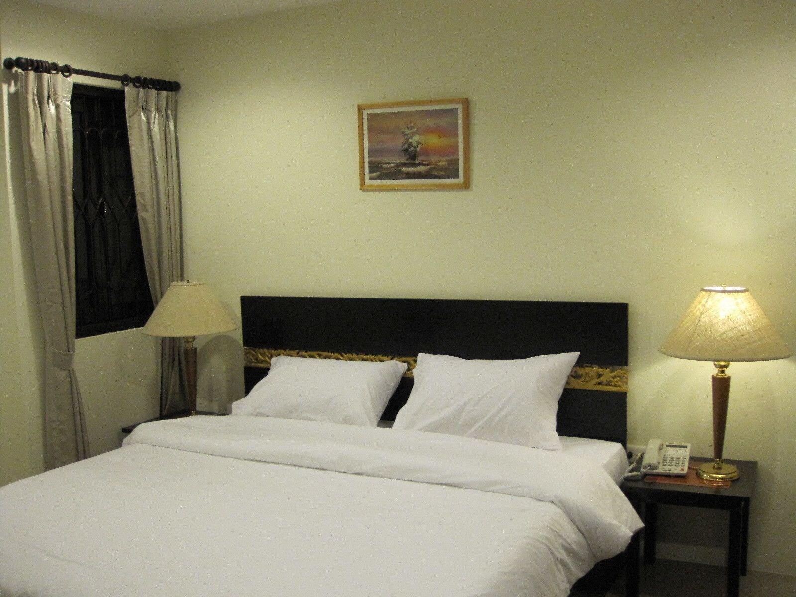 The Bang Khun Phrom Hotel Bangkok